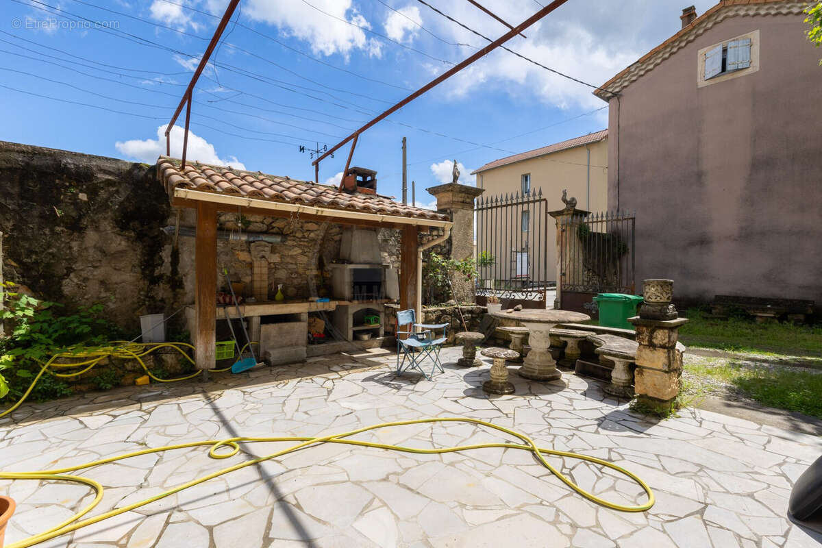 Maison à CRUAS