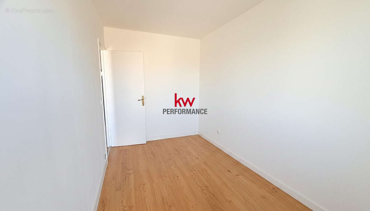 Appartement 65 m² à Argenteuil  - photo 8