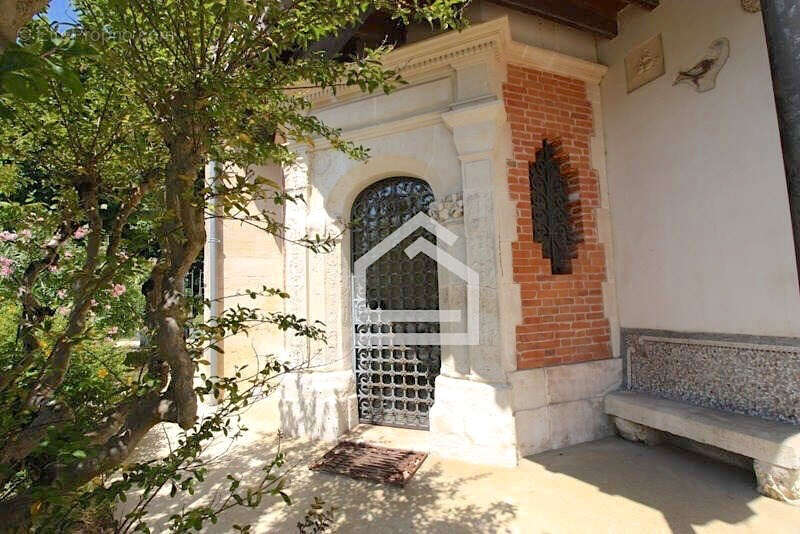 Maison à BLANQUEFORT