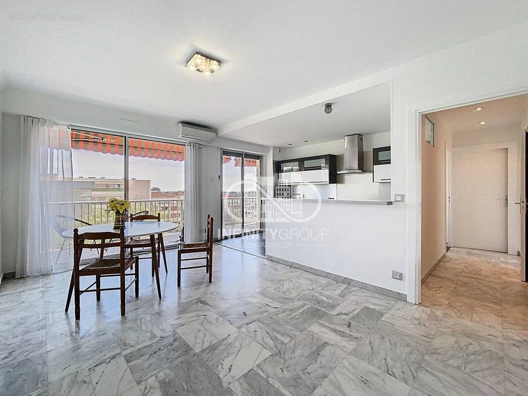 Appartement à CAGNES-SUR-MER