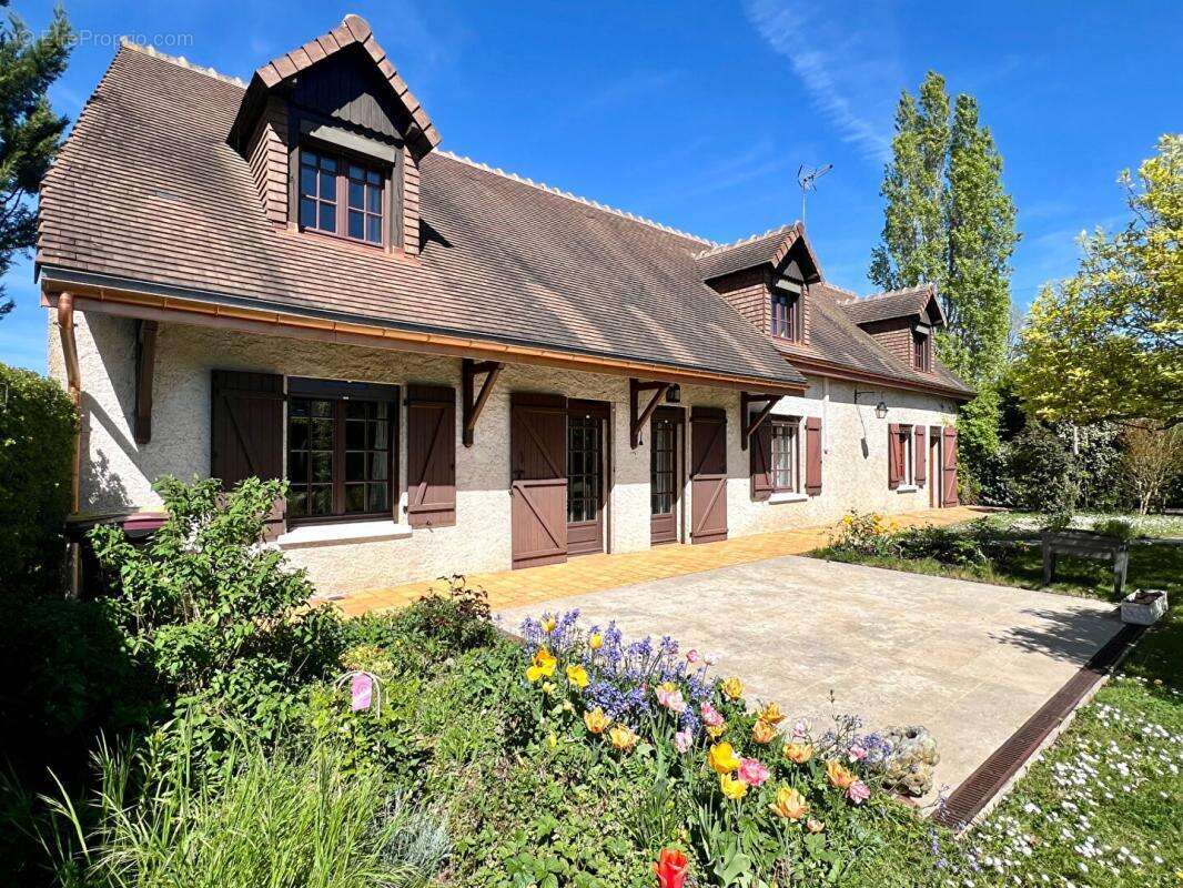 Maison à NAVEIL