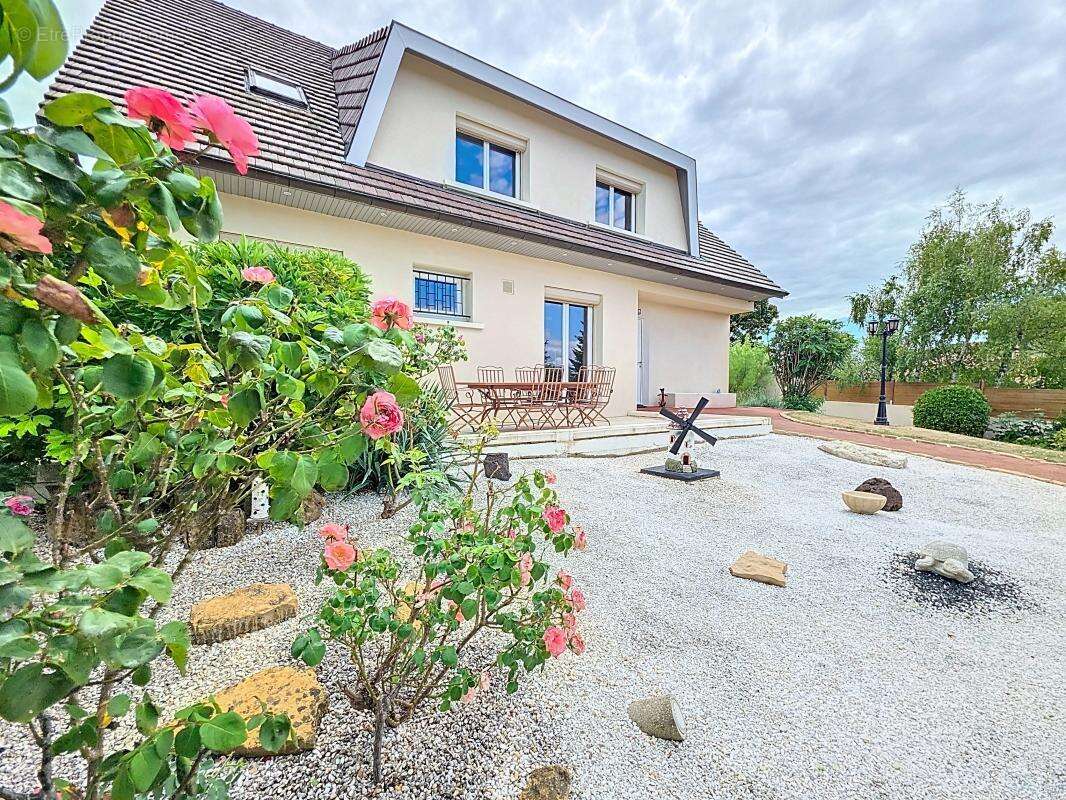 Maison à VILLETTE-DE-VIENNE