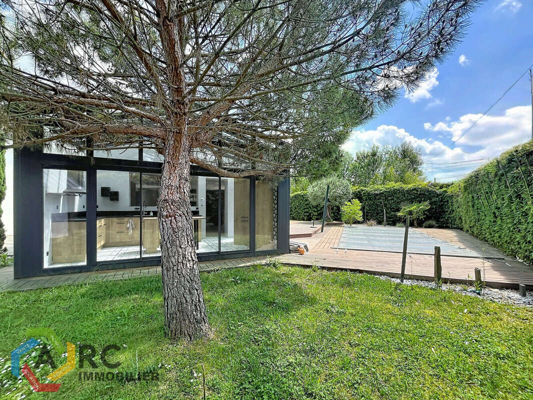 Maison 155 m² à Sandillon  - photo 4