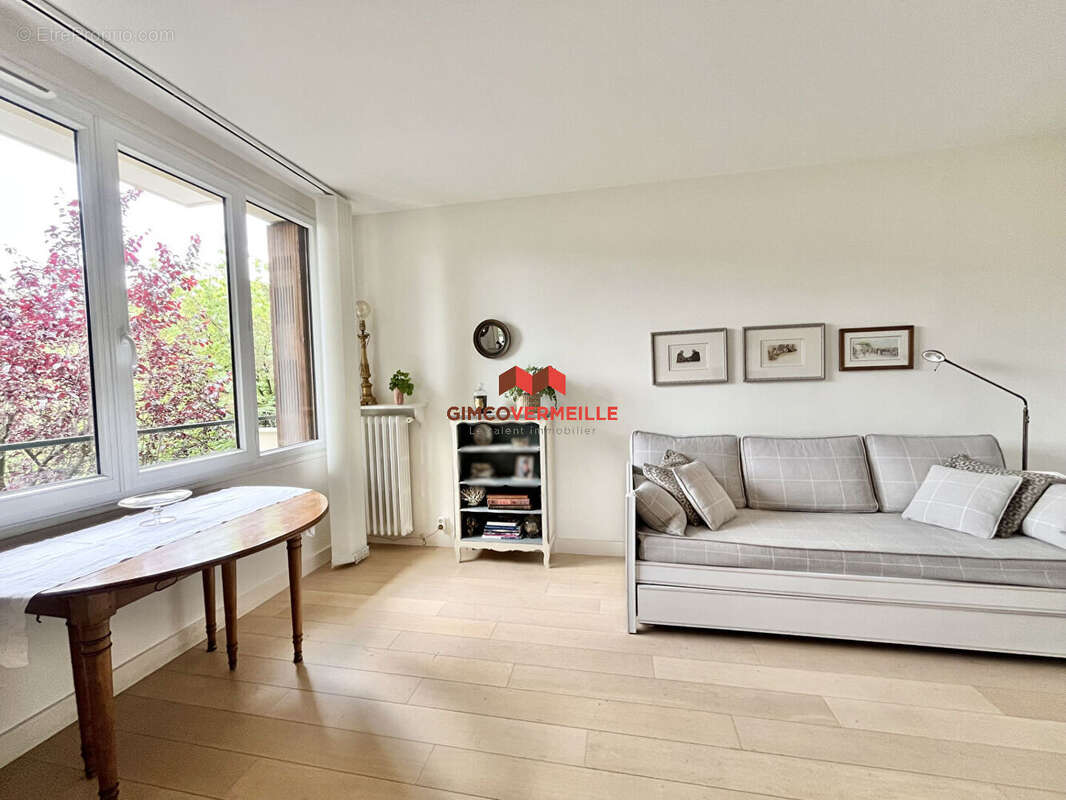 Appartement à LE VESINET