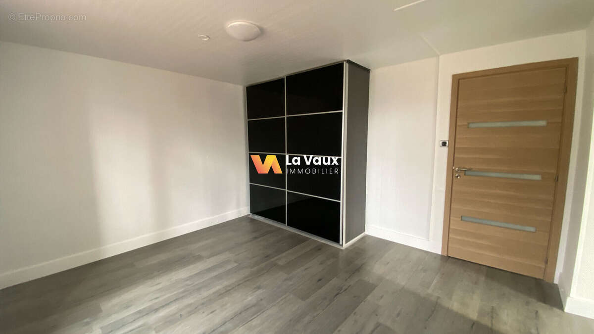 Appartement à BOUXIERES-AUX-DAMES