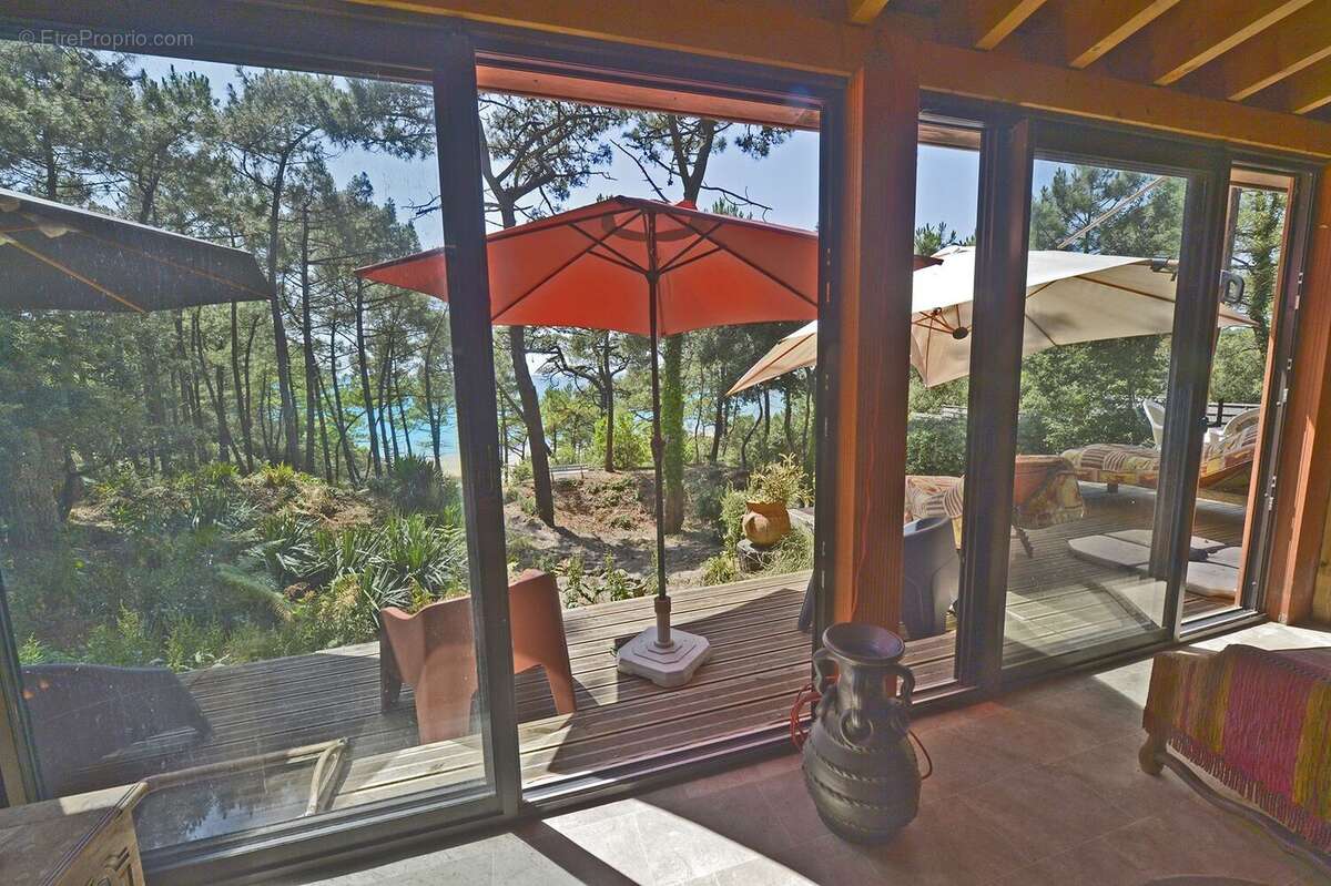 Maison à MESCHERS-SUR-GIRONDE