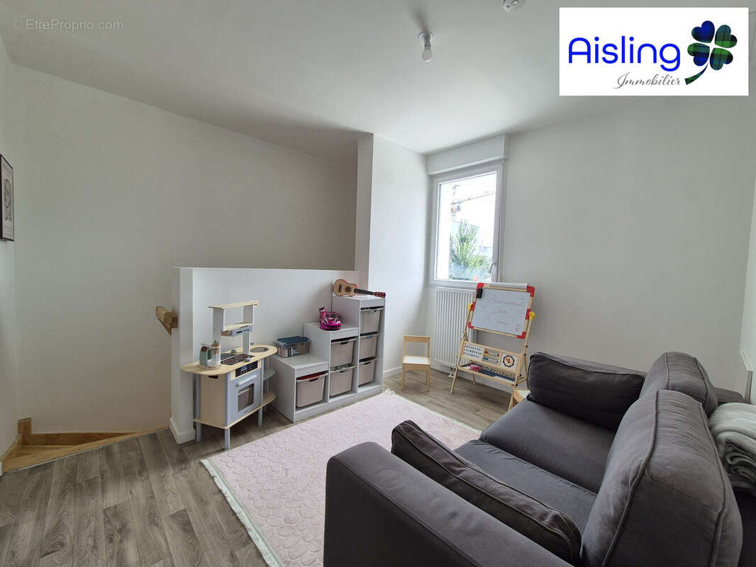 Maison à CHAMBRAY-LES-TOURS