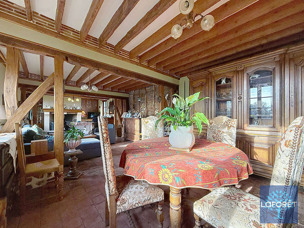 Maison à BERNAY