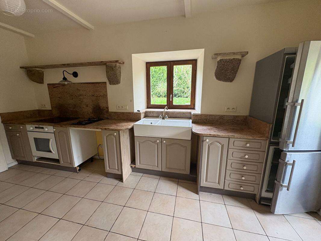 Maison à NOYAL-SOUS-BAZOUGES