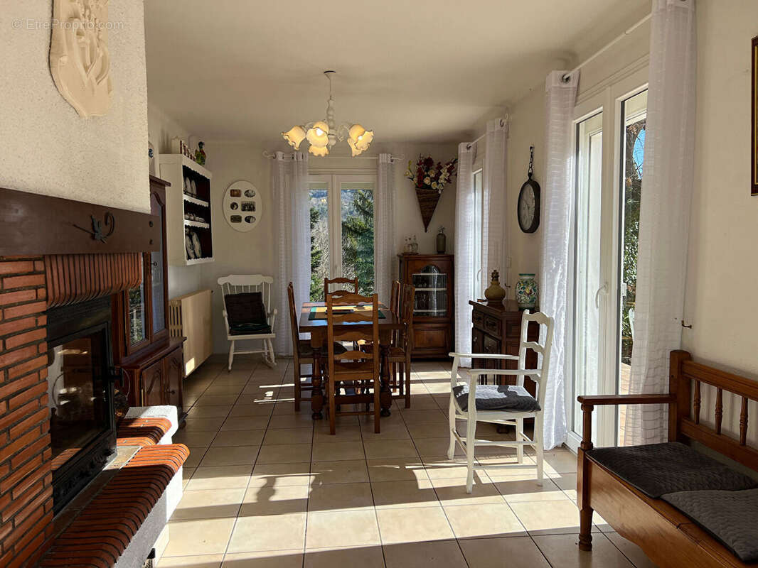 Maison à SAINT-MARTIN-DE-CASTILLON