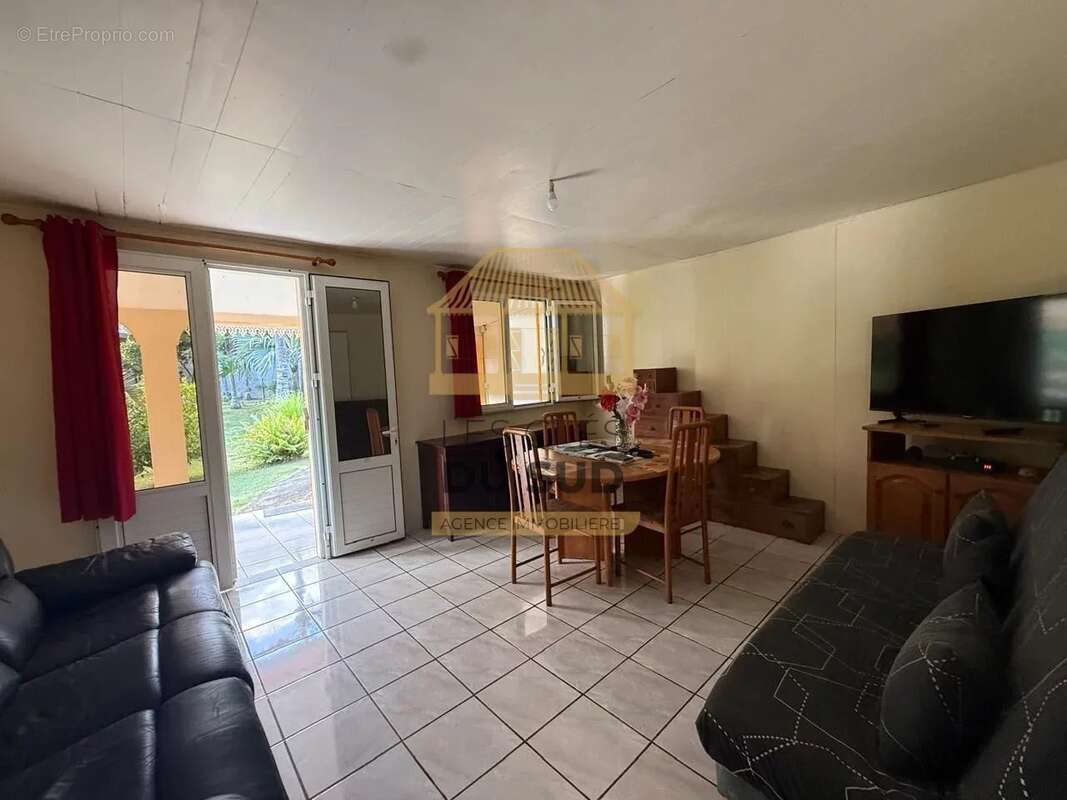 Maison à SAINT-JOSEPH