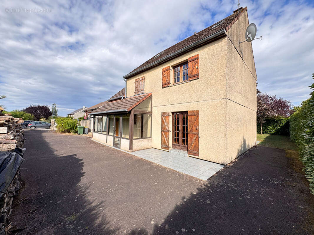 Maison à LADOIX-SERRIGNY