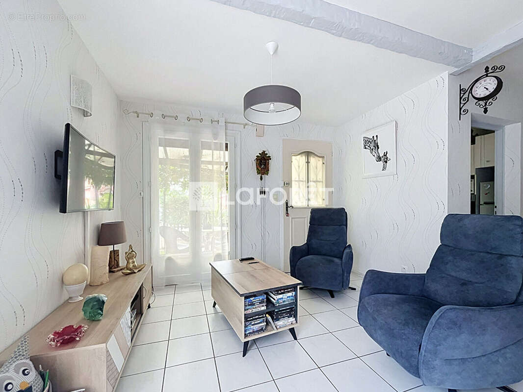 Maison 3 faces environ 110m² parcelle de 380 m² - photo 4