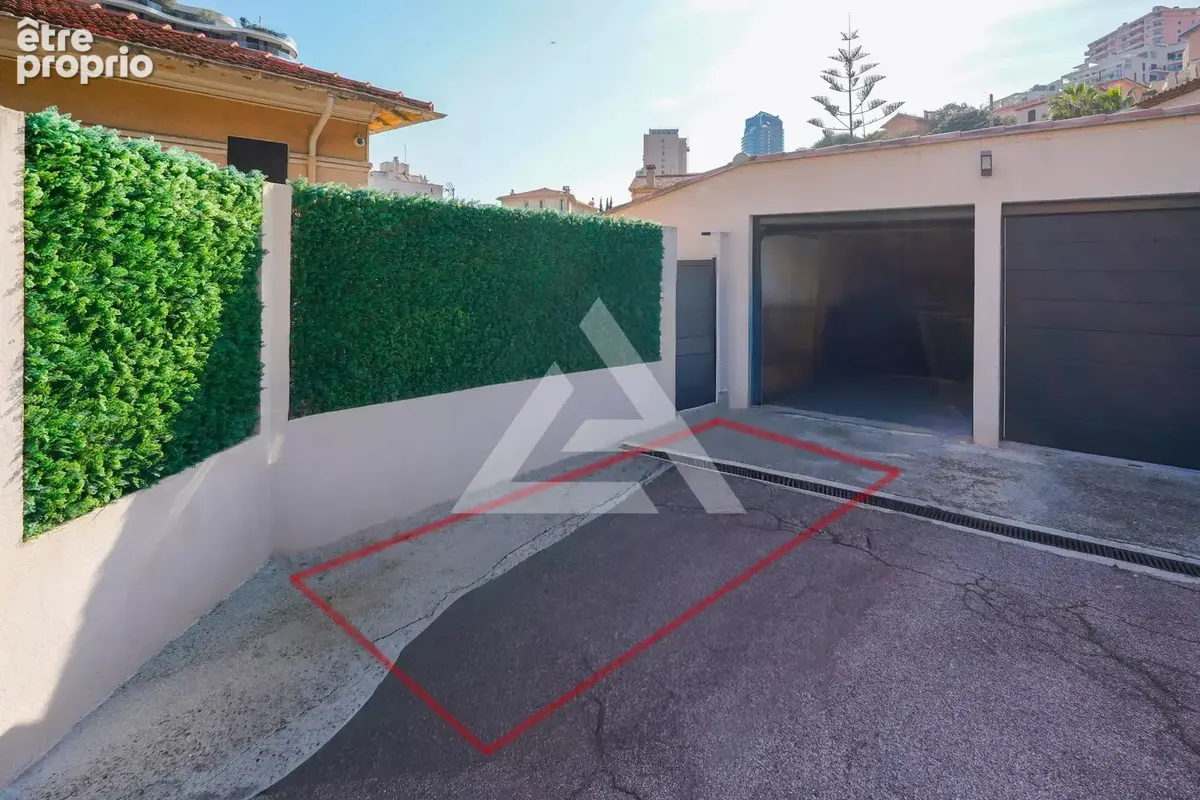 Villa  avec piscine - beausoleil - garage et parking - photo 21