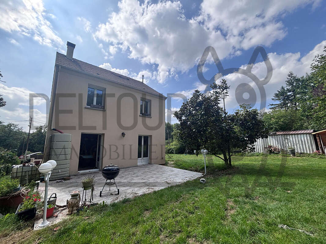 Maison à FAREMOUTIERS