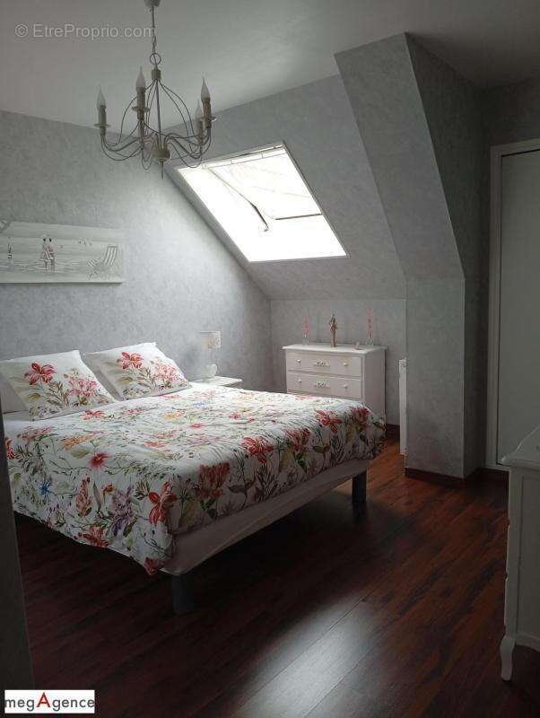 Maison 5 chambres, piscine garage cave puit - photo 7