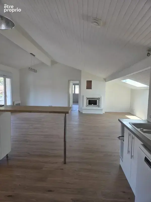 Appartement T5 avec terrasse et jardinet SAINT ORENS DE GAMEVILLE (31) - photo 3