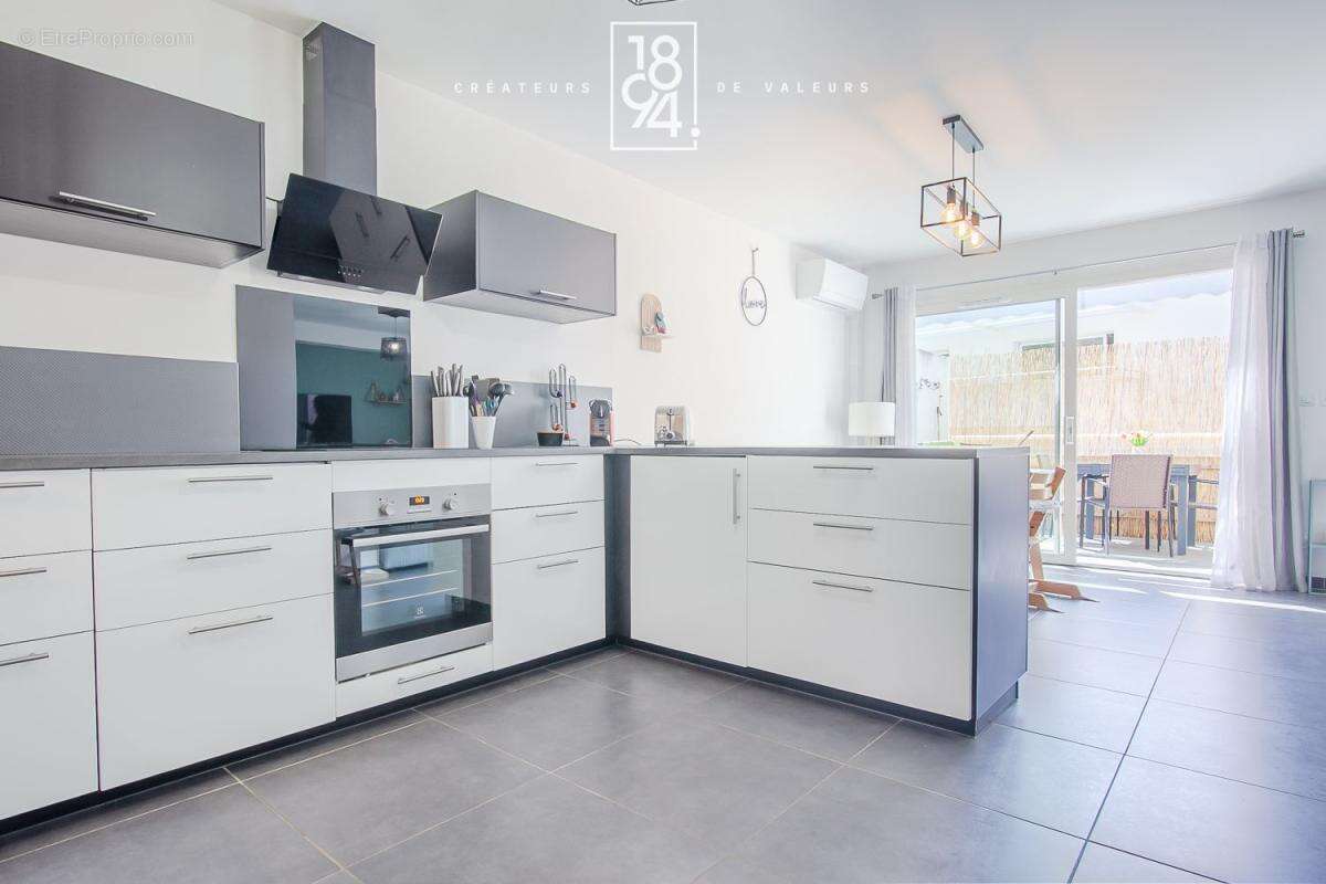 Appartement à VITROLLES