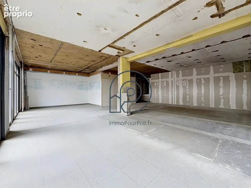 Commerce 185 m² à vendre à Lille (59000) - photo 2