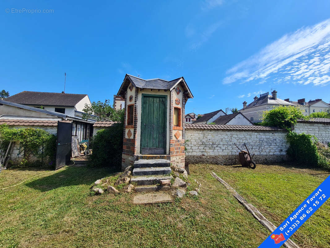Ensemble immobilier rare avec maison bourgeoise et habitation indépendante - photo 16