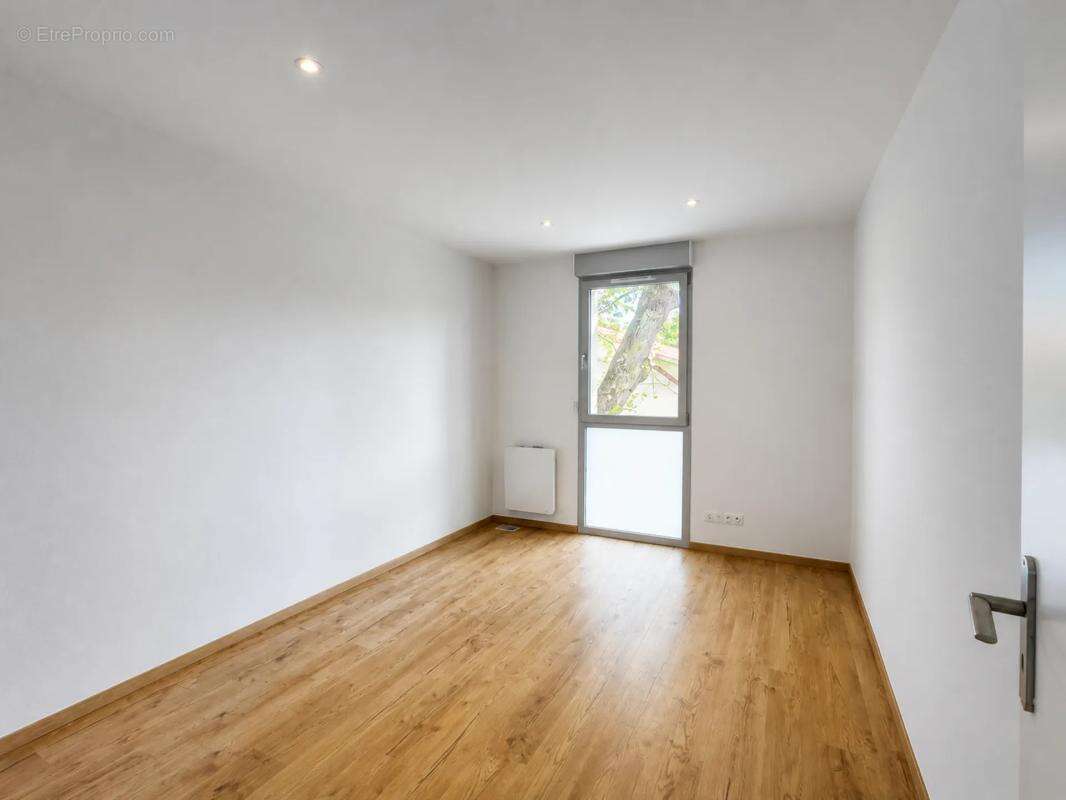 Maison de 5 pièces de 138 m² à Bois-le-Roi - photo 8