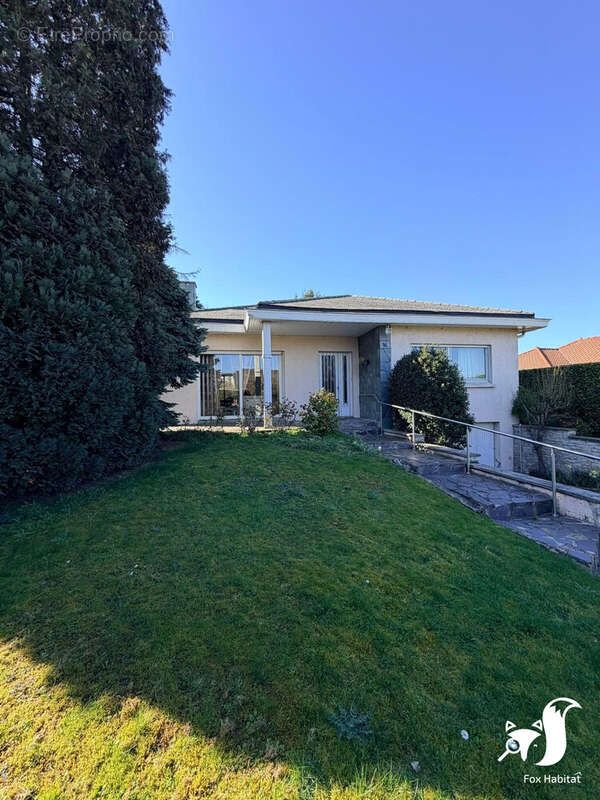 Maison à NEUVILLE-SAINT-REMY