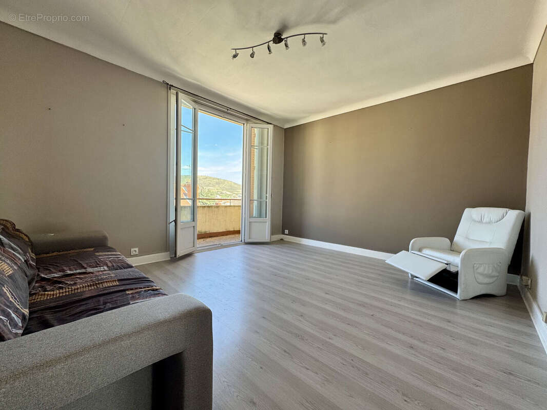 Photo 3 - Appartement à CLERMONT-FERRAND