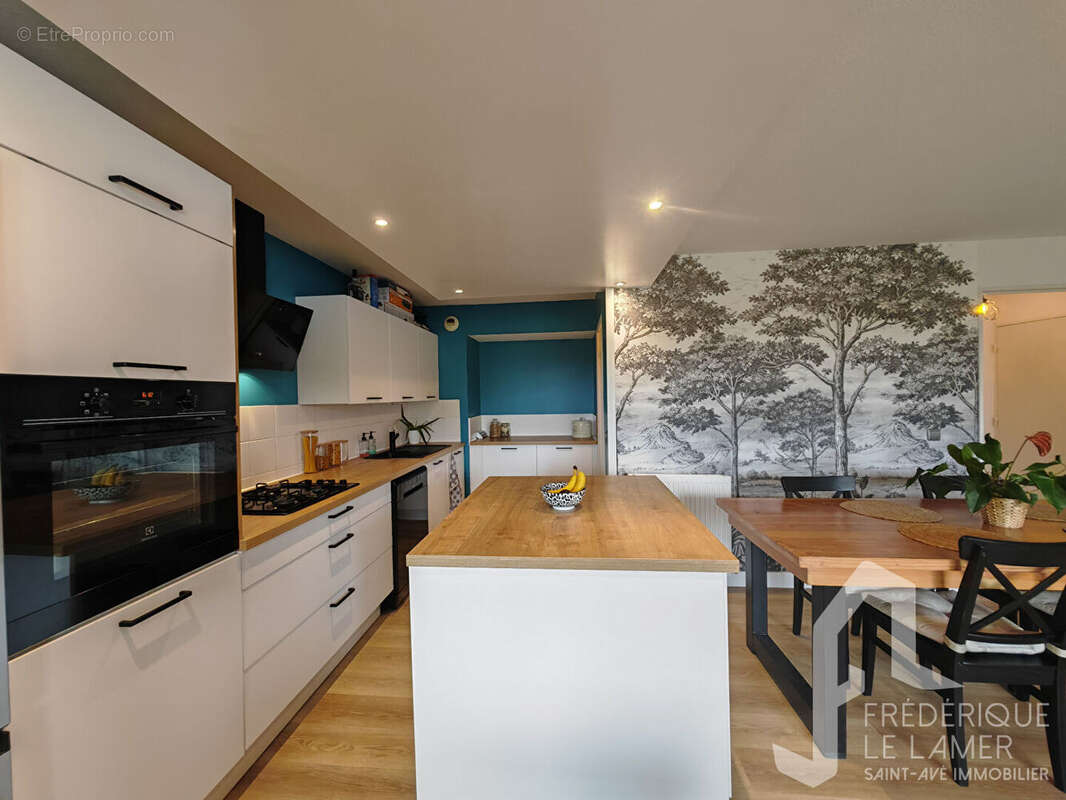 Appartement à SAINT-AVE