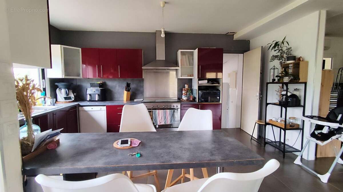 Photo 2 - Maison à SAINT-JEAN-D'ANGELY