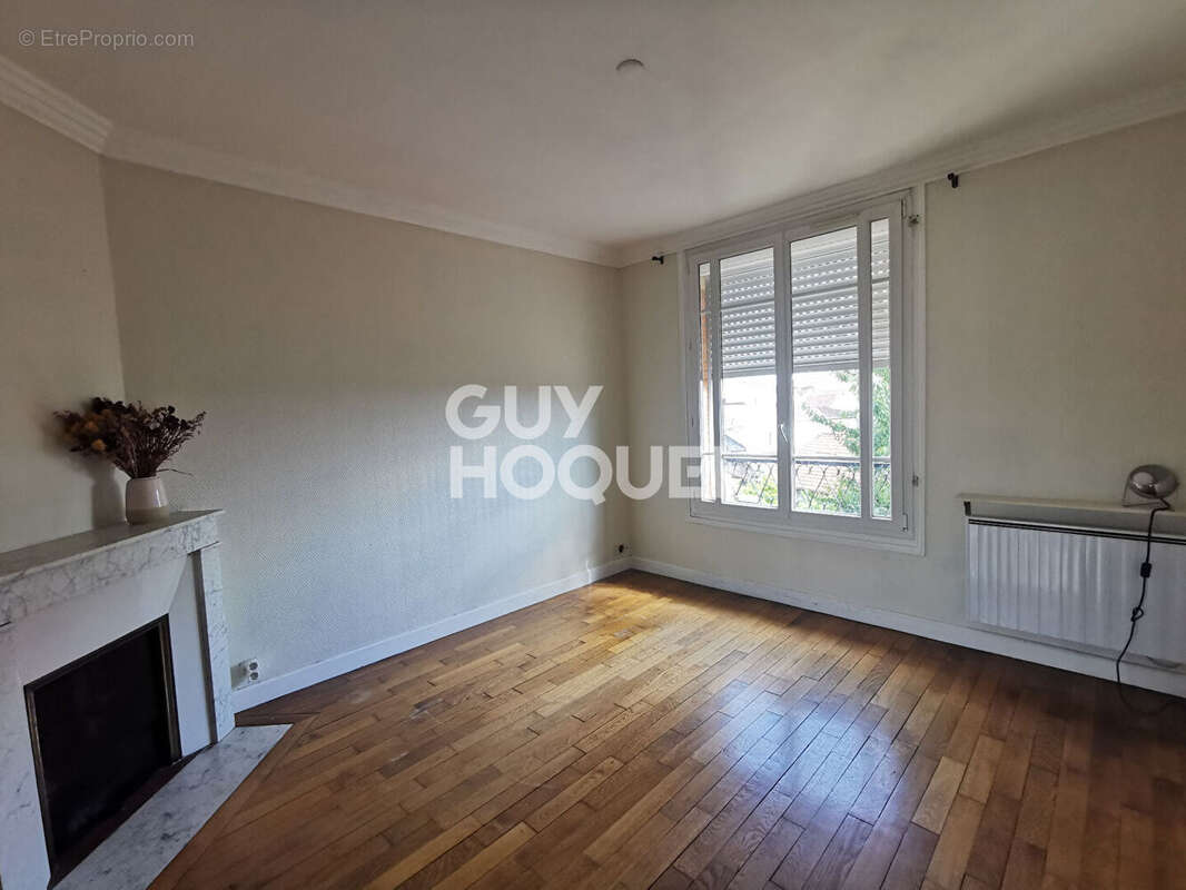 Appartement à FONTENAY-SOUS-BOIS