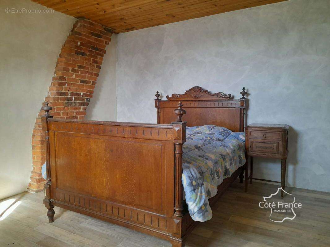 Maison à LA CAPELLE