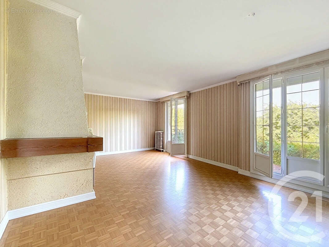 Maison 91 m² à Paron  - photo 5