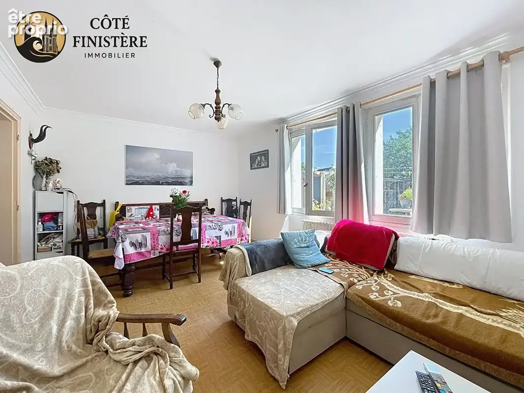 Ensemble immobilier de deux maisons jumelées avec jardins au sud - photo 4