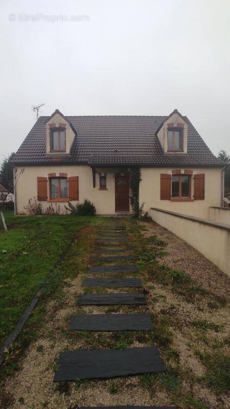 Maison à VIENNE-EN-VAL