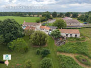 Maison à MOUTIERS-LES-MAUXFAITS