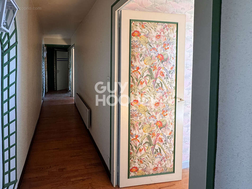 Appartement à PONT-EVEQUE