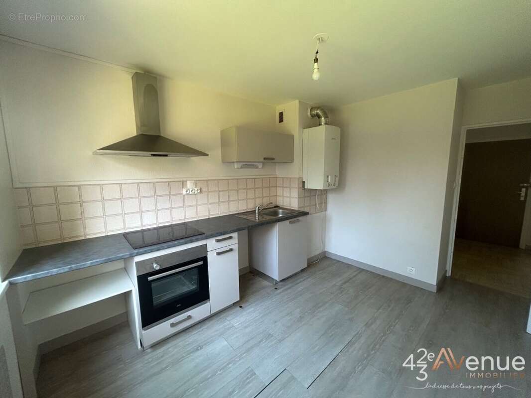 Appartement à SAINT-ETIENNE