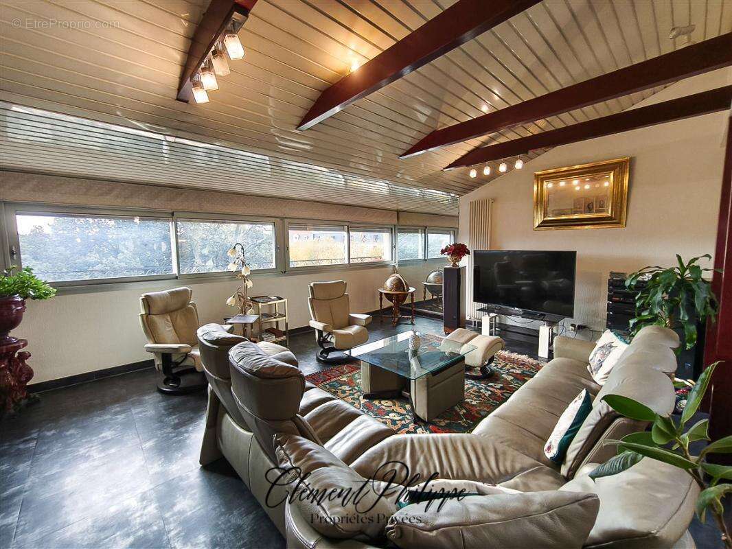 Appartement à CARCASSONNE