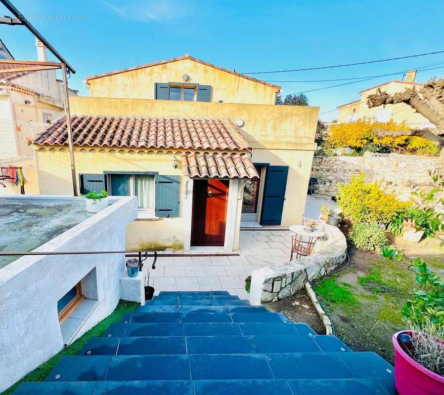 Photo 3 - Maison à MARSEILLE-15E