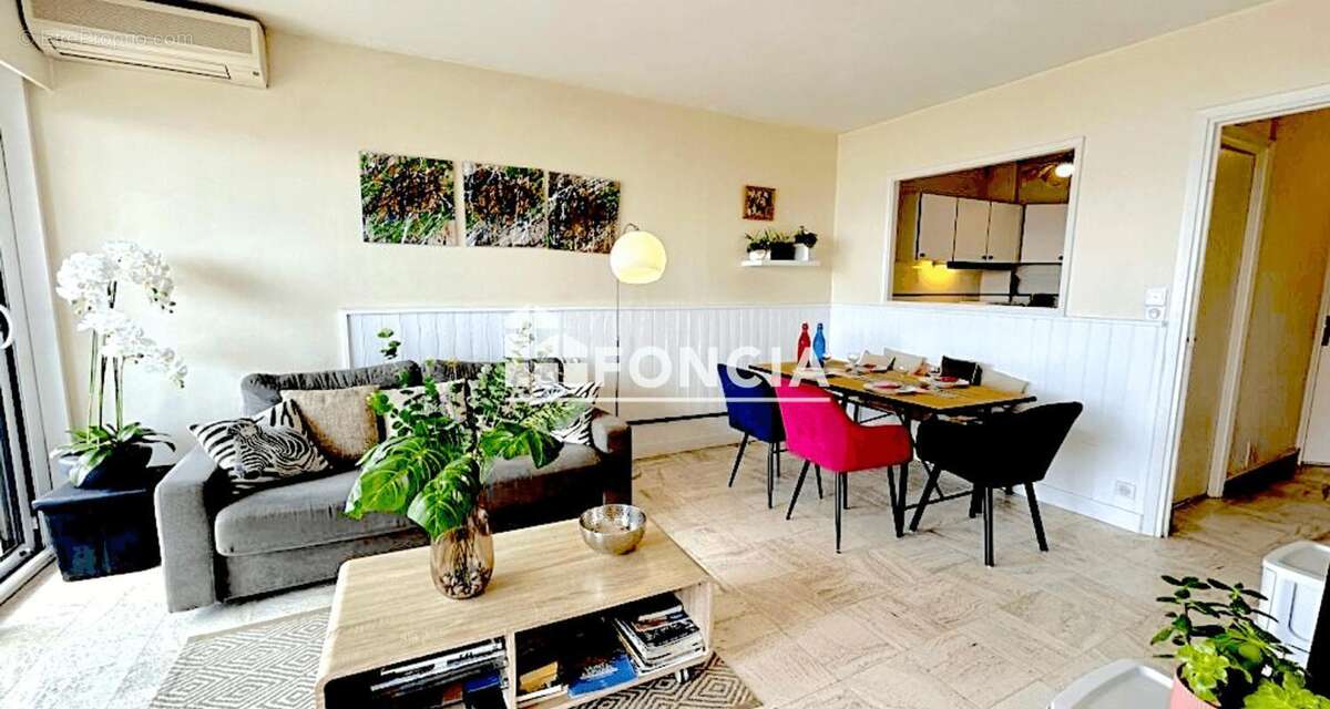 Appartement à SAINT-RAPHAEL