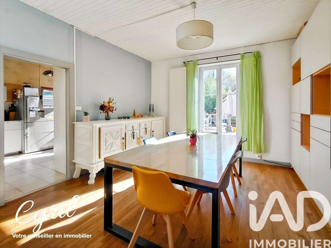 Photo 2 - Maison à UXEGNEY
