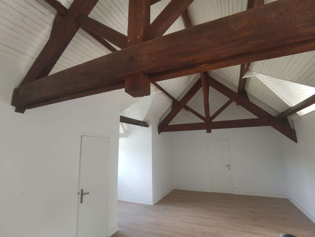 Maison à CHASSENEUIL-SUR-BONNIEURE