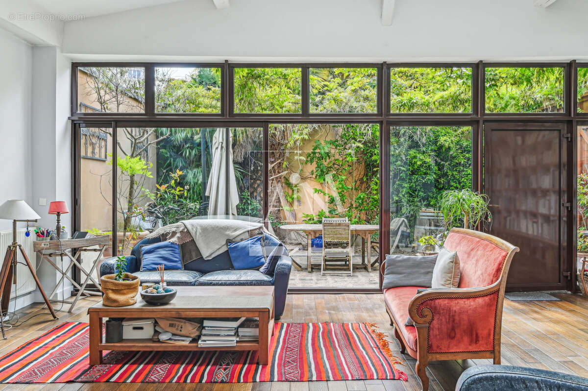 Maison à NANTERRE