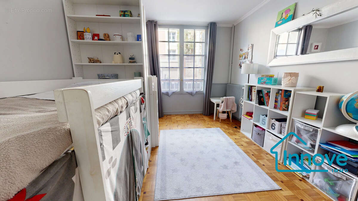 Appartement à VERSAILLES