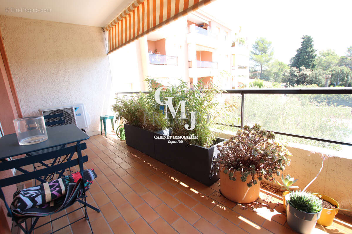 Saint raphael - 3 pieces - 64 m2 - photo 2