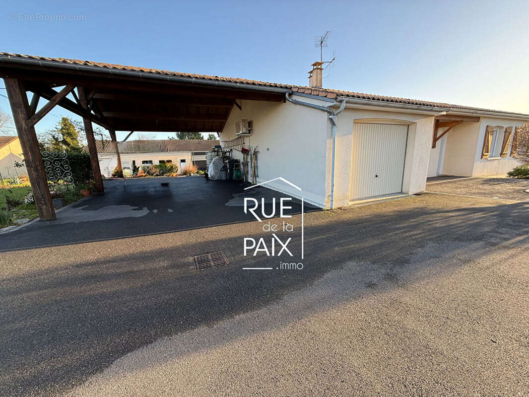 Maison à CHATILLON-SUR-THOUET