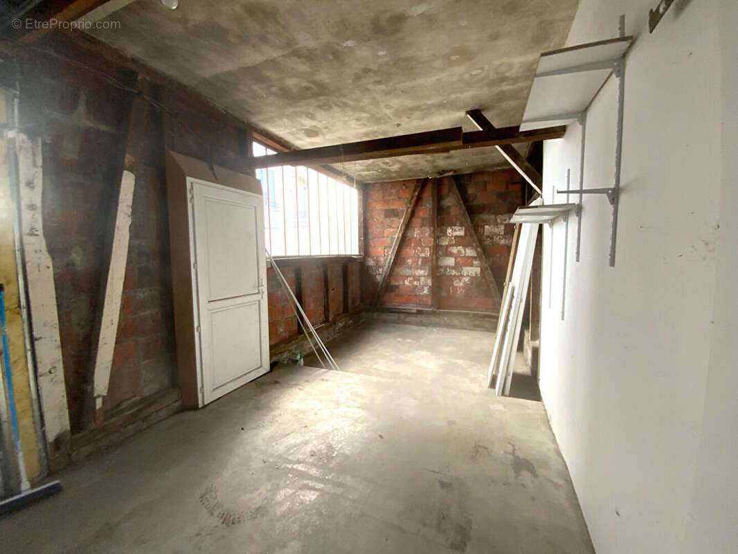 Appartement à SAINTE-SAVINE