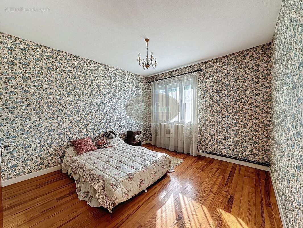 Maison à SALIES-DU-SALAT