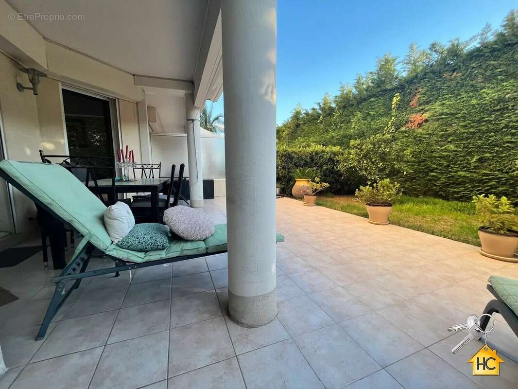 Appartement à CANNES