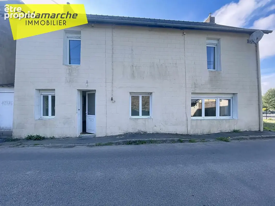 Maison à CERENCES